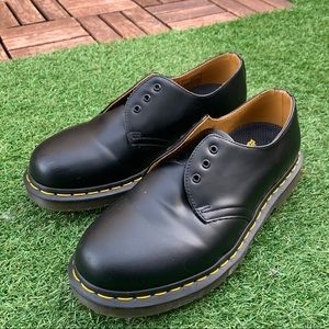 Dr martens shoes 1461 sz 7 men